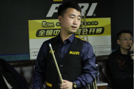 趣的年轻人 趣的年轻人