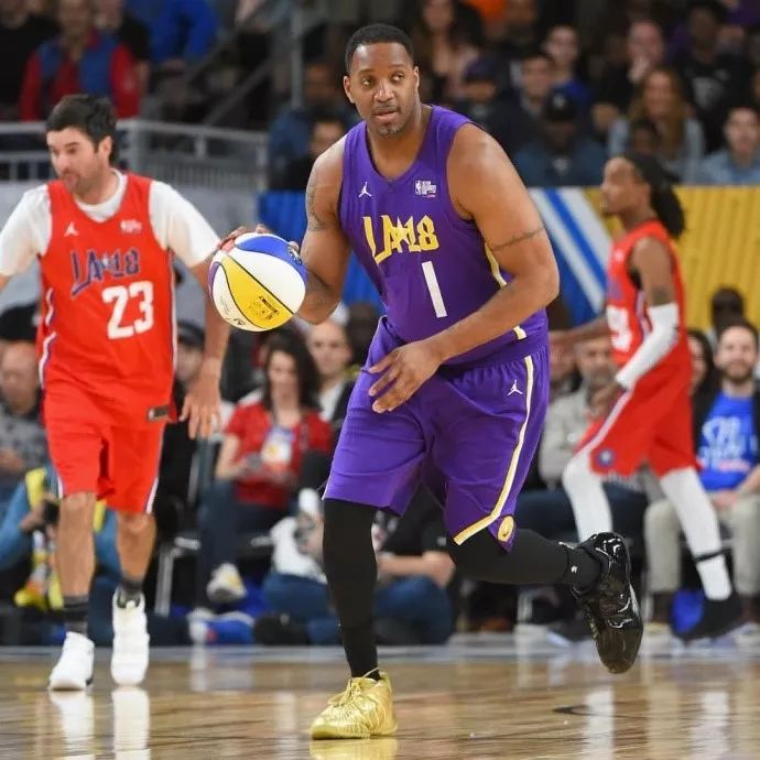 感到意外 感到意外