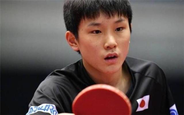 她利用连续 她利用连续