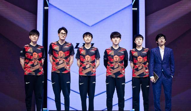 通过模拟赛 通过模拟赛